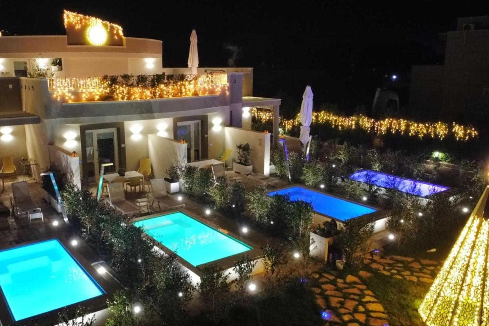 La Collina Di Montegrappa - Suites With Heated Private Pool - Suites With Shared Pool Tuglie Exterior foto